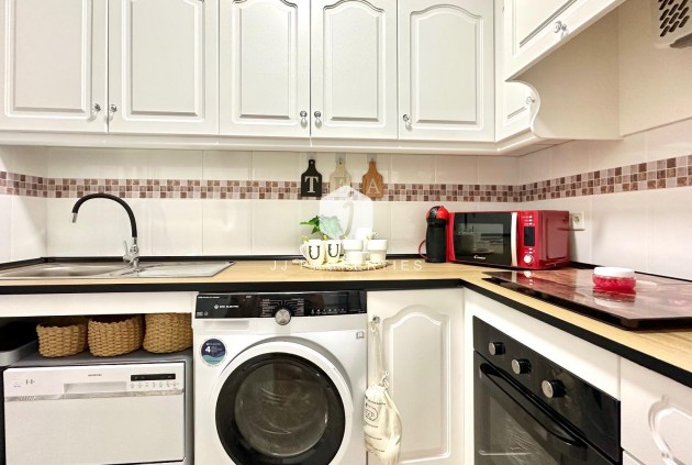 Aus zweiter Hand - Wohnung -
Torrevieja - Centro