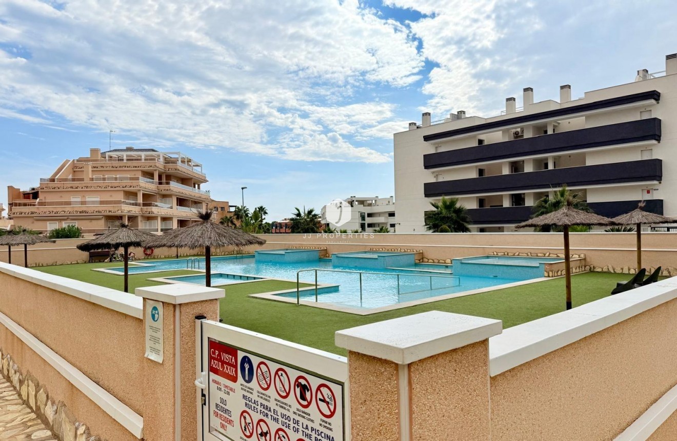 Tweedehands - Appartement / flat -
Orihuela Costa - Villamartín-las Filipinas