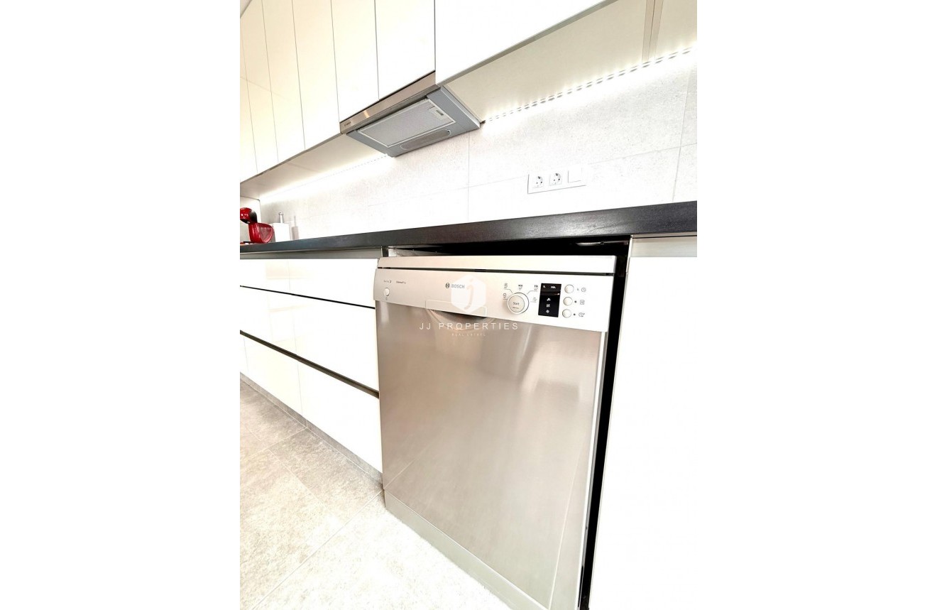 Tweedehands - Appartement / flat -
Orihuela Costa - Villamartín-las Filipinas