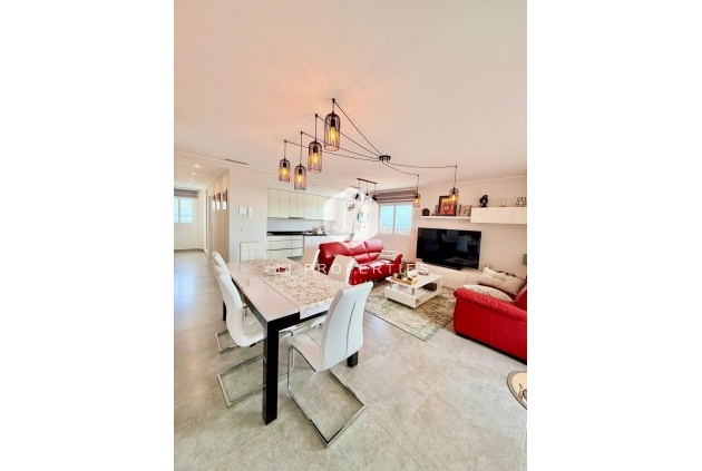 Tweedehands - Appartement / flat -
Orihuela Costa - Villamartín-las Filipinas