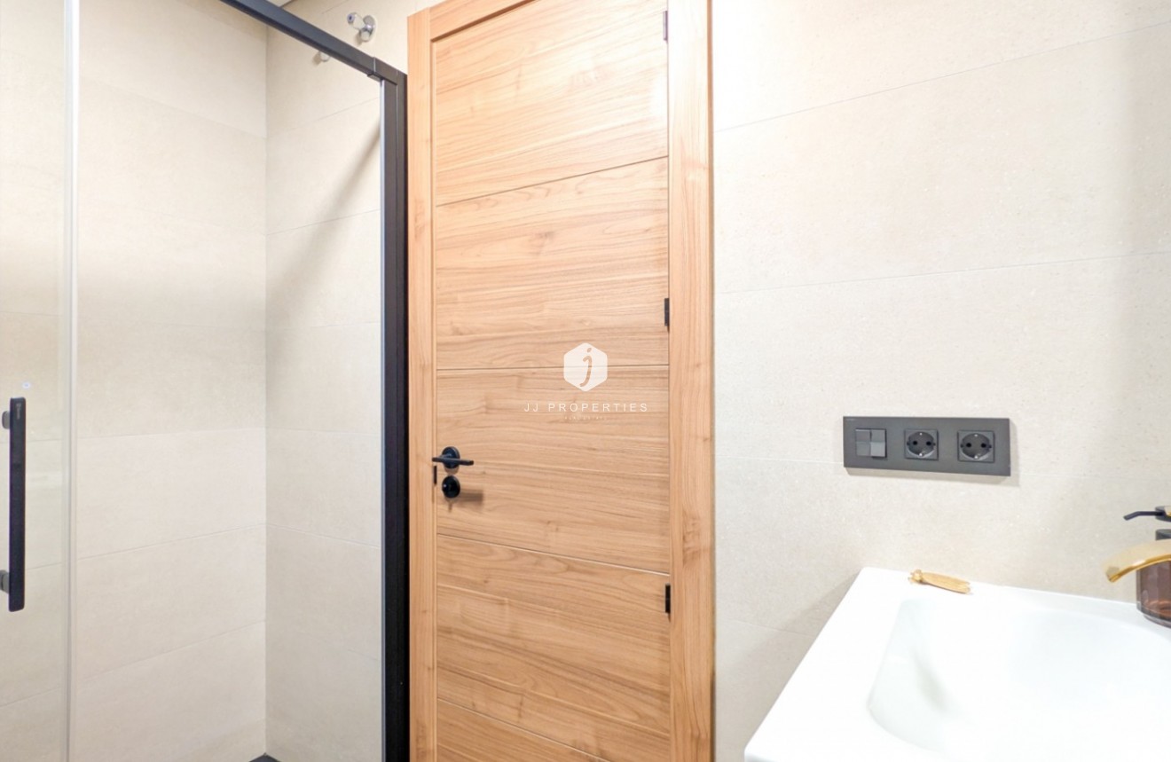 Aus zweiter Hand - Wohnung -
Torrevieja - Costa Blanca