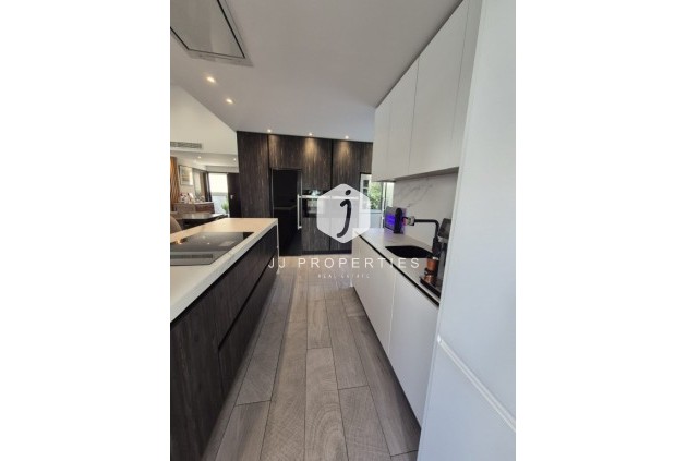 Aus zweiter Hand - Villa -
La Finca Golf Resort - Inland