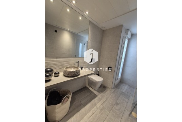 Aus zweiter Hand - Villa -
La Finca Golf Resort - Inland