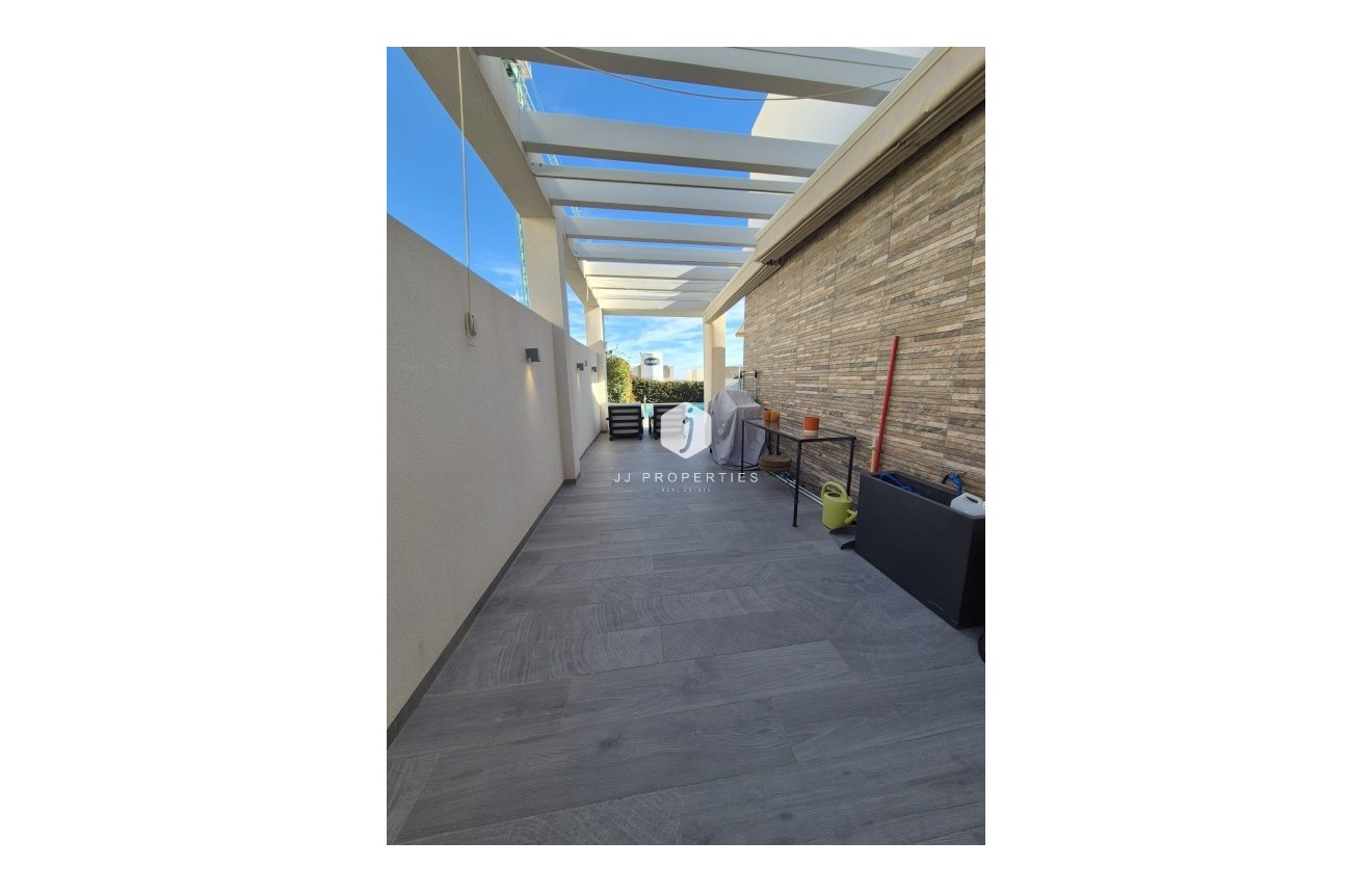 Aus zweiter Hand - Villa -
La Finca Golf Resort - Inland