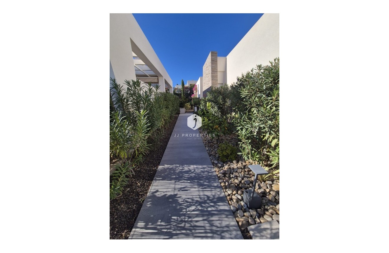 Aus zweiter Hand - Villa -
La Finca Golf Resort - Inland