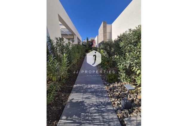 Aus zweiter Hand - Villa -
La Finca Golf Resort - Inland