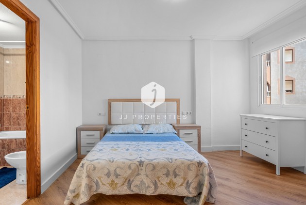 Aus zweiter Hand - Wohnung -
Torrevieja - Costa Blanca