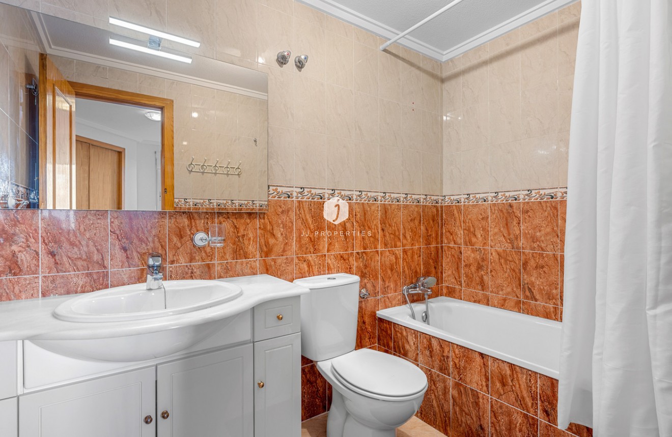 Aus zweiter Hand - Wohnung -
Torrevieja - Costa Blanca