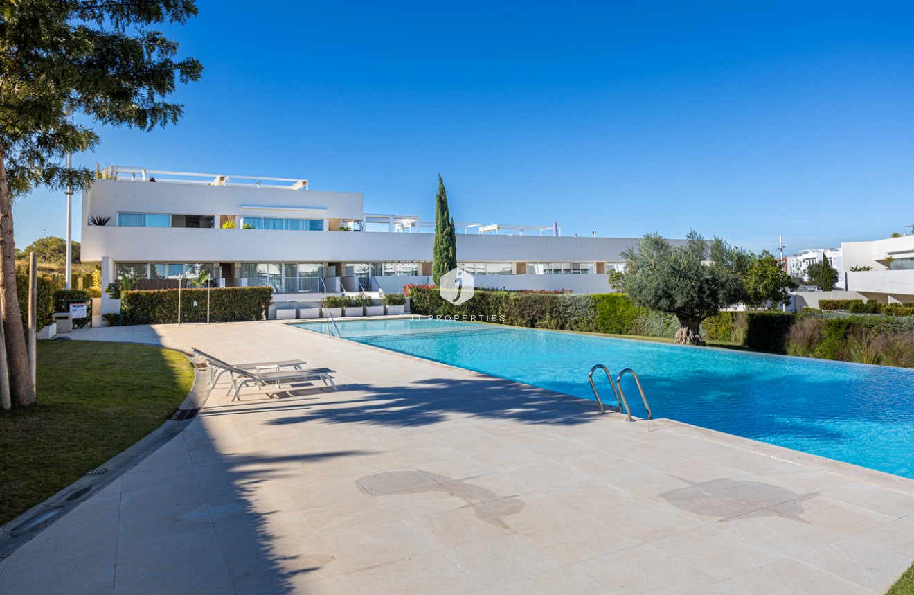 Aus zweiter Hand - Penthouse -
Torrevieja - Los Balcones