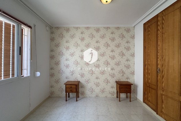 Aus zweiter Hand - Duplex -
La Mata - Costa Blanca