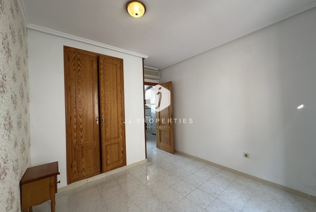 Aus zweiter Hand - Duplex -
La Mata - Costa Blanca