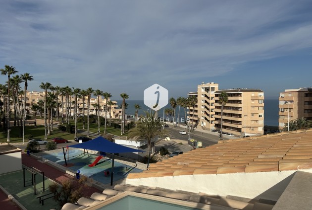 Aus zweiter Hand - Duplex -
La Mata - Costa Blanca