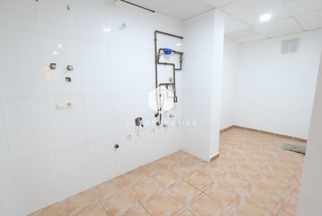 Aus zweiter Hand - Villa -
Orihuela Costa - Costa Blanca