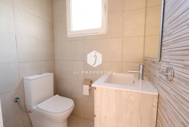 Aus zweiter Hand - Villa -
Orihuela Costa - Costa Blanca