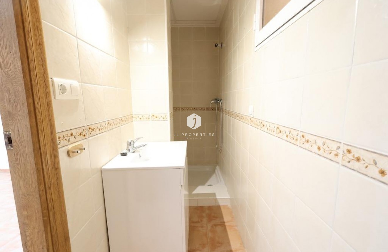 Aus zweiter Hand - Villa -
Orihuela Costa - Costa Blanca