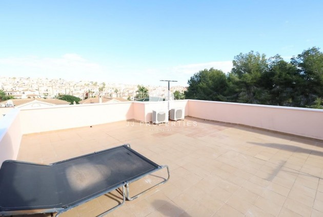 Aus zweiter Hand - Villa -
Orihuela Costa - Costa Blanca