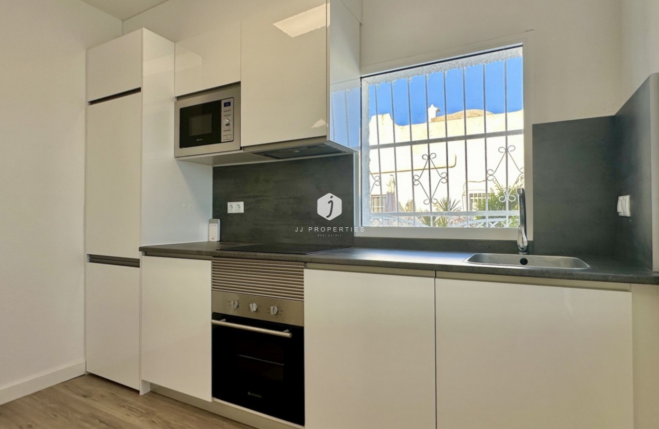 Aus zweiter Hand - Bungalow -
Orihuela Costa - Costa Blanca