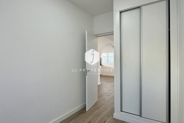 Aus zweiter Hand - Bungalow -
Orihuela Costa - Costa Blanca