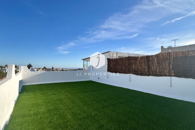 Aus zweiter Hand - Bungalow -
Orihuela Costa - Costa Blanca