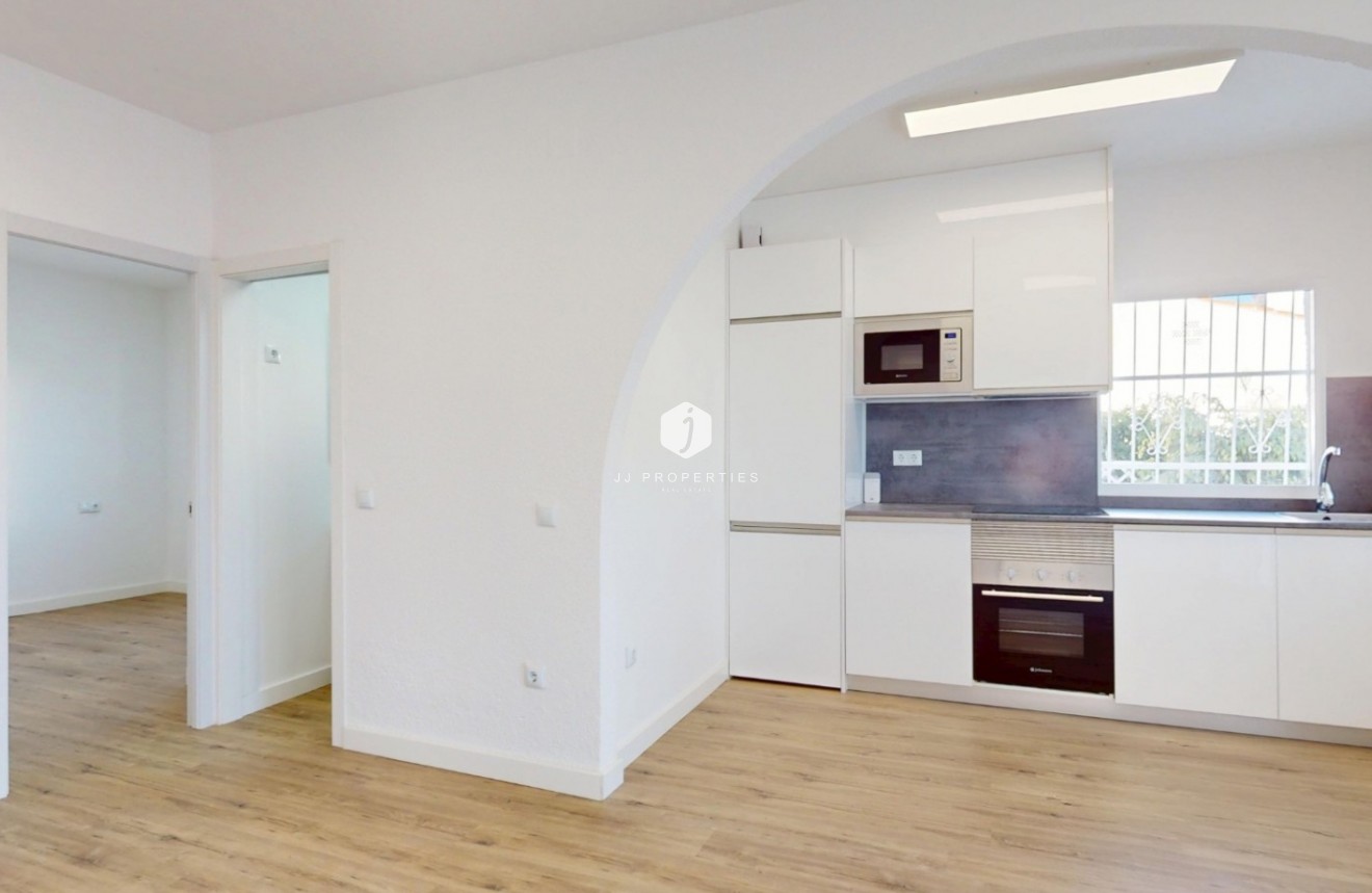 Aus zweiter Hand - Bungalow -
Orihuela Costa - Costa Blanca