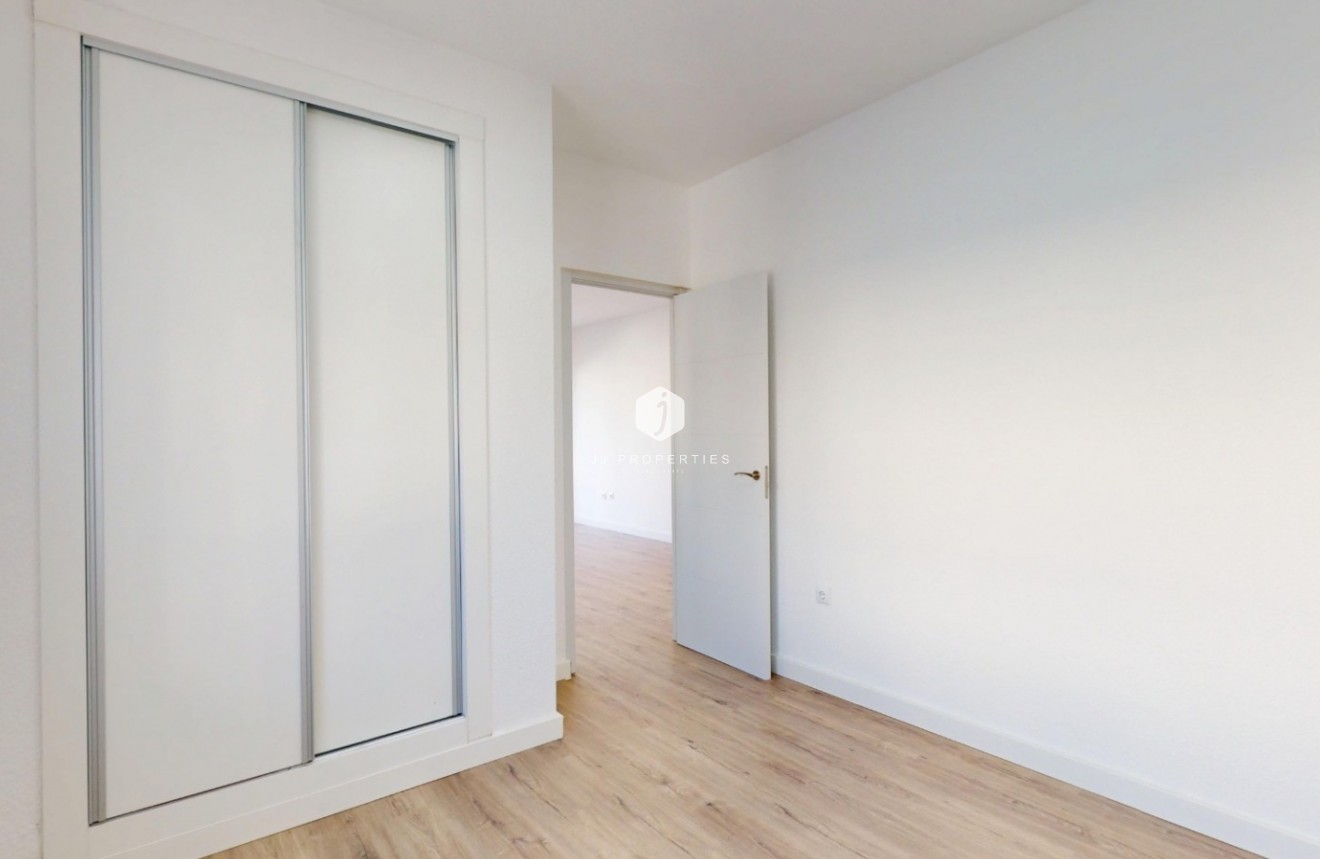 Aus zweiter Hand - Bungalow -
Orihuela Costa - Costa Blanca