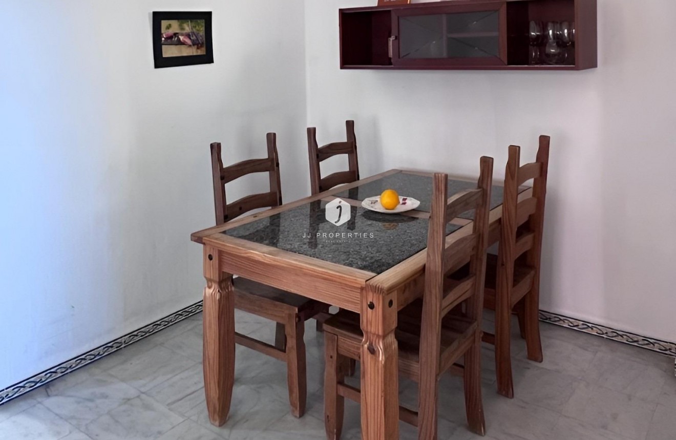 Aus zweiter Hand - Wohnung -
Torrevieja - Playa de los Locos