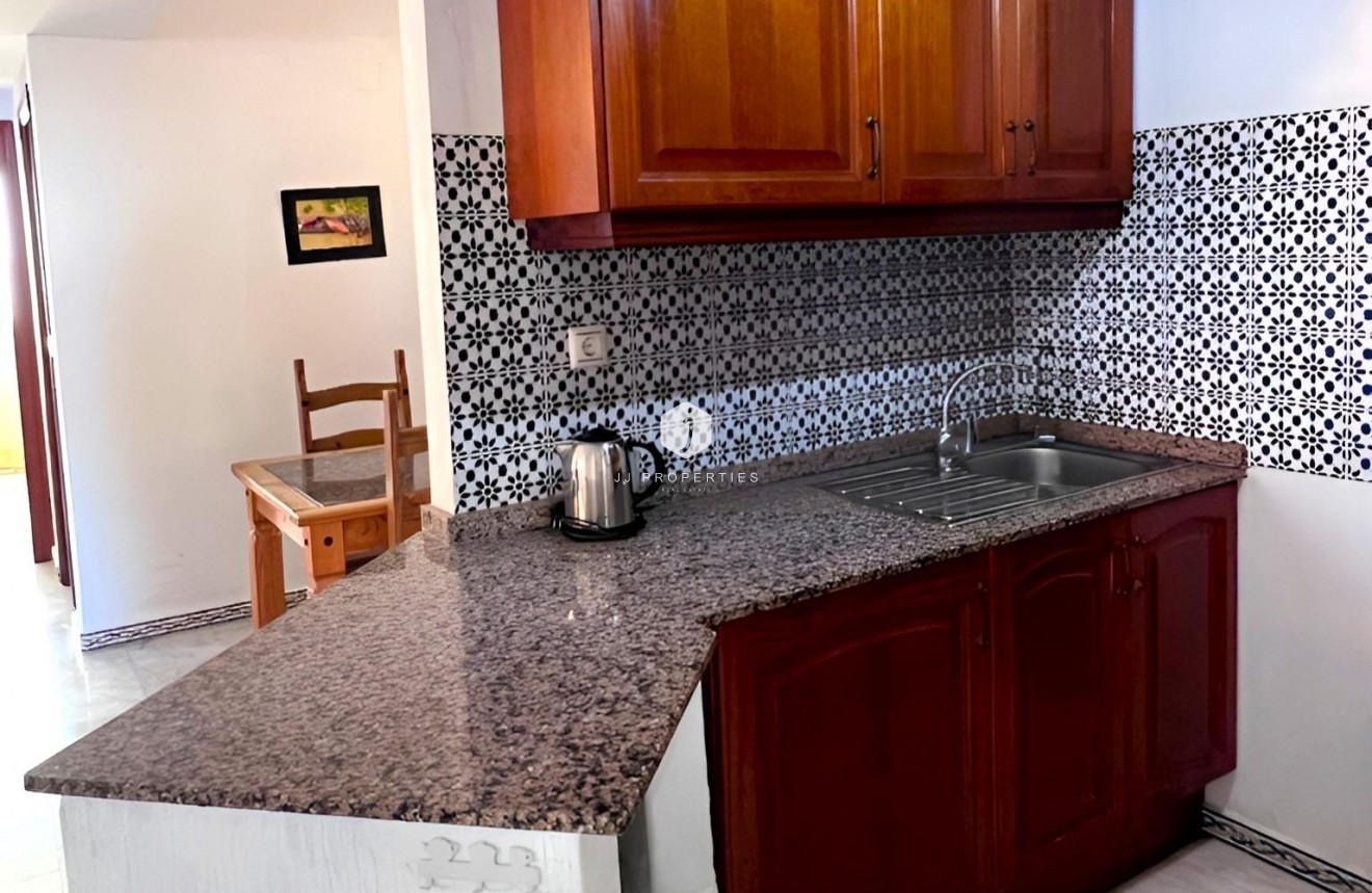 Aus zweiter Hand - Wohnung -
Torrevieja - Playa de los Locos