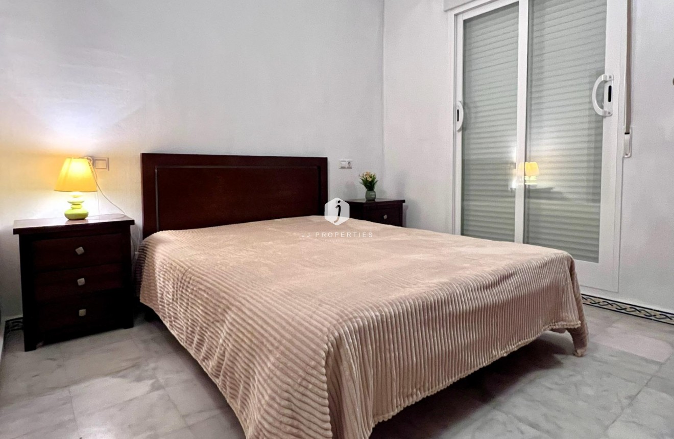 Aus zweiter Hand - Wohnung -
Torrevieja - Playa de los Locos