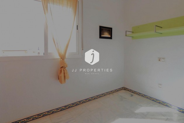 Aus zweiter Hand - Wohnung -
Torrevieja - Playa de los Locos