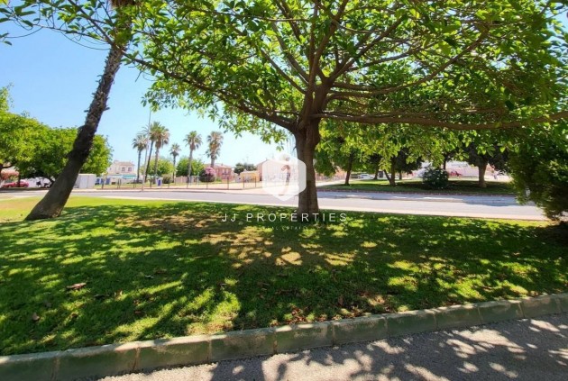 Aus zweiter Hand - Wohnung -
Torrevieja - Playa de los Locos