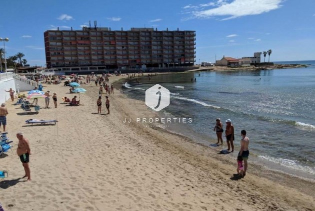 Aus zweiter Hand - Wohnung -
Torrevieja - Playa de los Locos