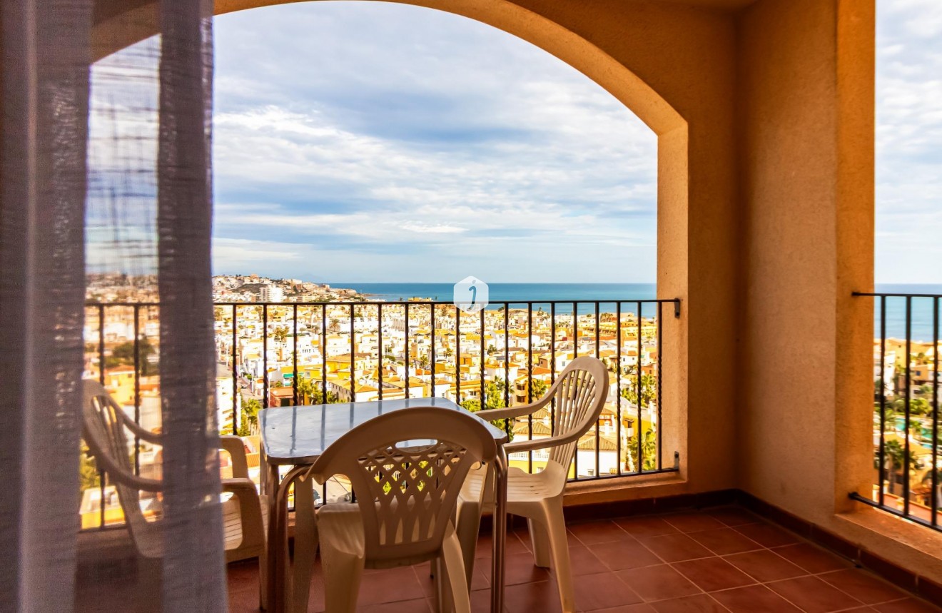 Aus zweiter Hand - Wohnung -
Torrevieja - Playa de los Locos