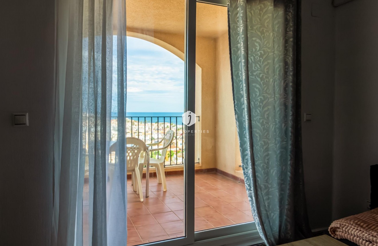 Aus zweiter Hand - Wohnung -
Torrevieja - Playa de los Locos