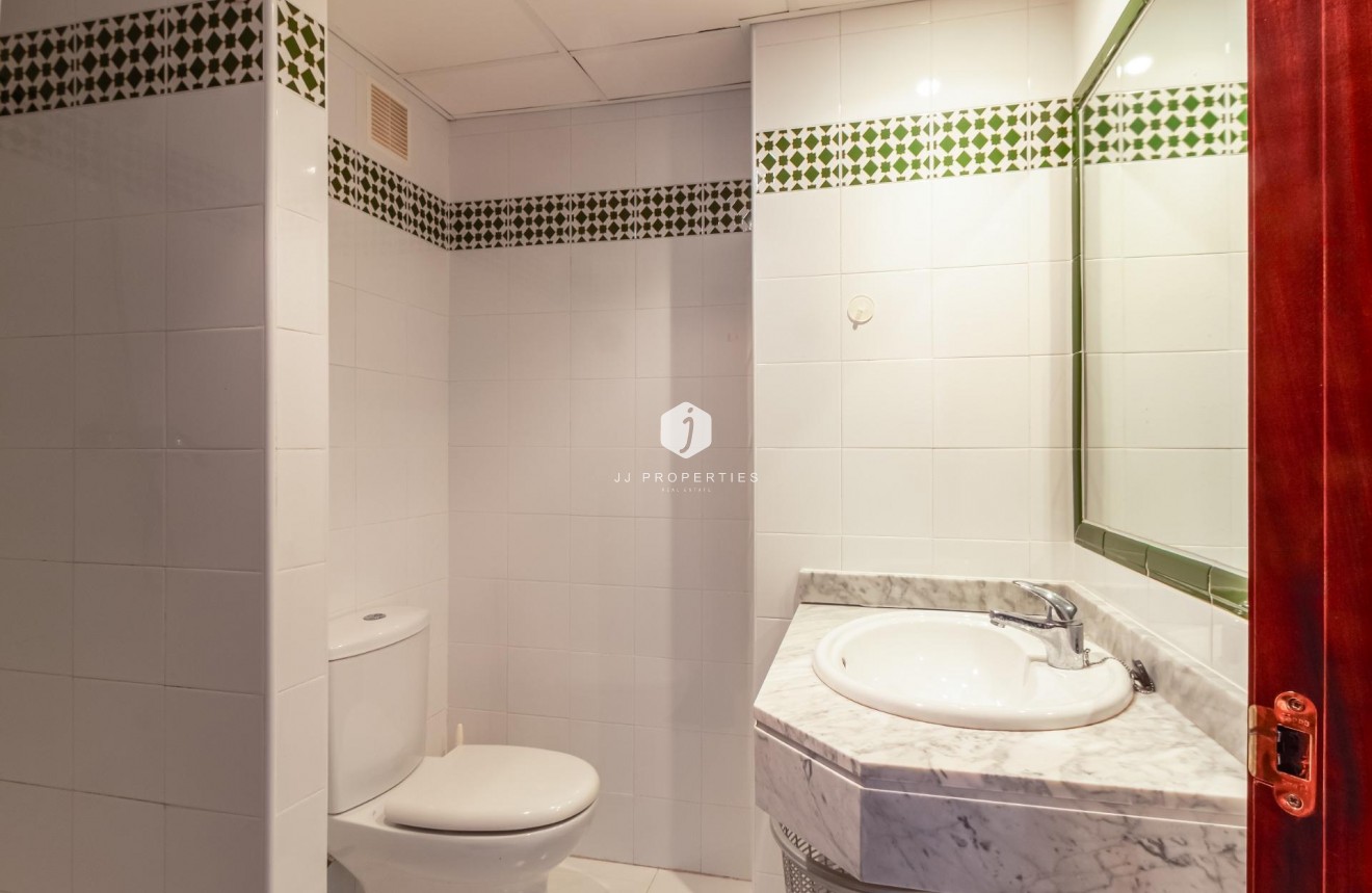 Aus zweiter Hand - Wohnung -
Torrevieja - Playa de los Locos