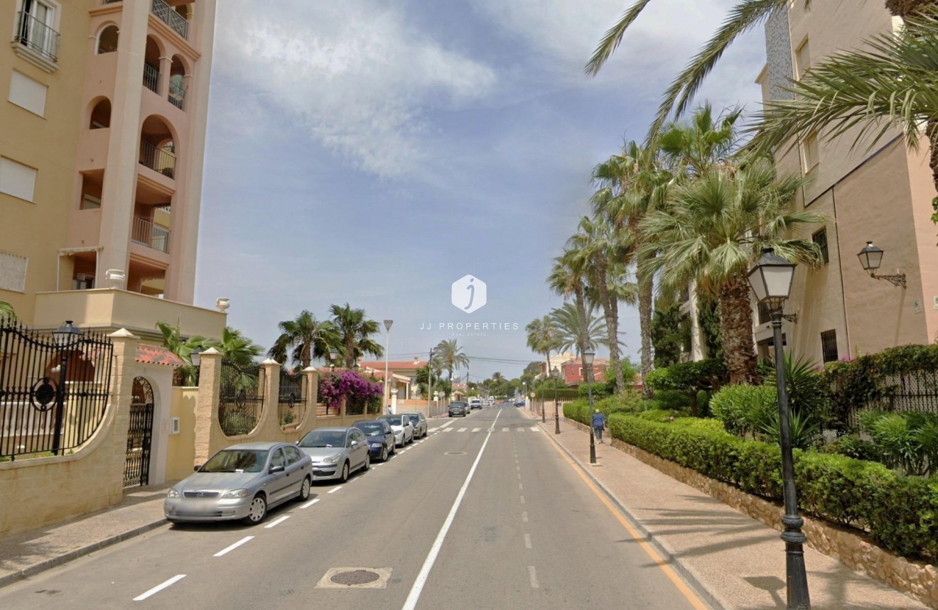 Aus zweiter Hand - Wohnung -
Torrevieja - Playa de los Locos