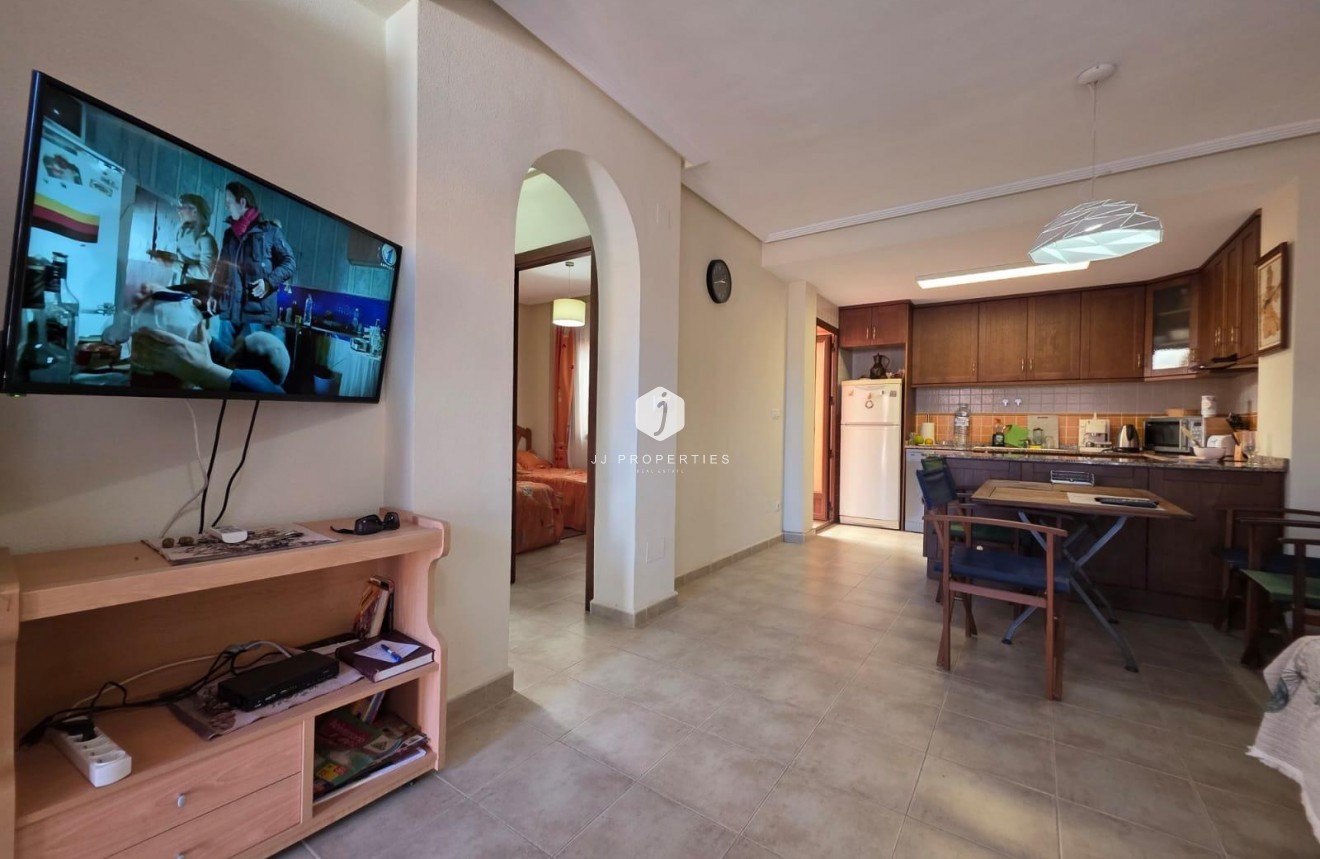 Aus zweiter Hand - Bungalow -
Torrevieja - Zona Los Frutales