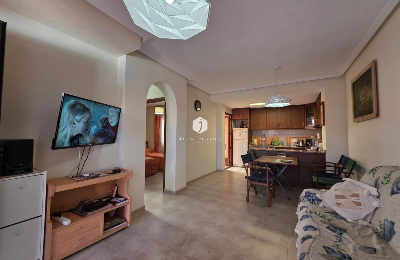 Aus zweiter Hand - Bungalow -
Torrevieja - Zona Los Frutales