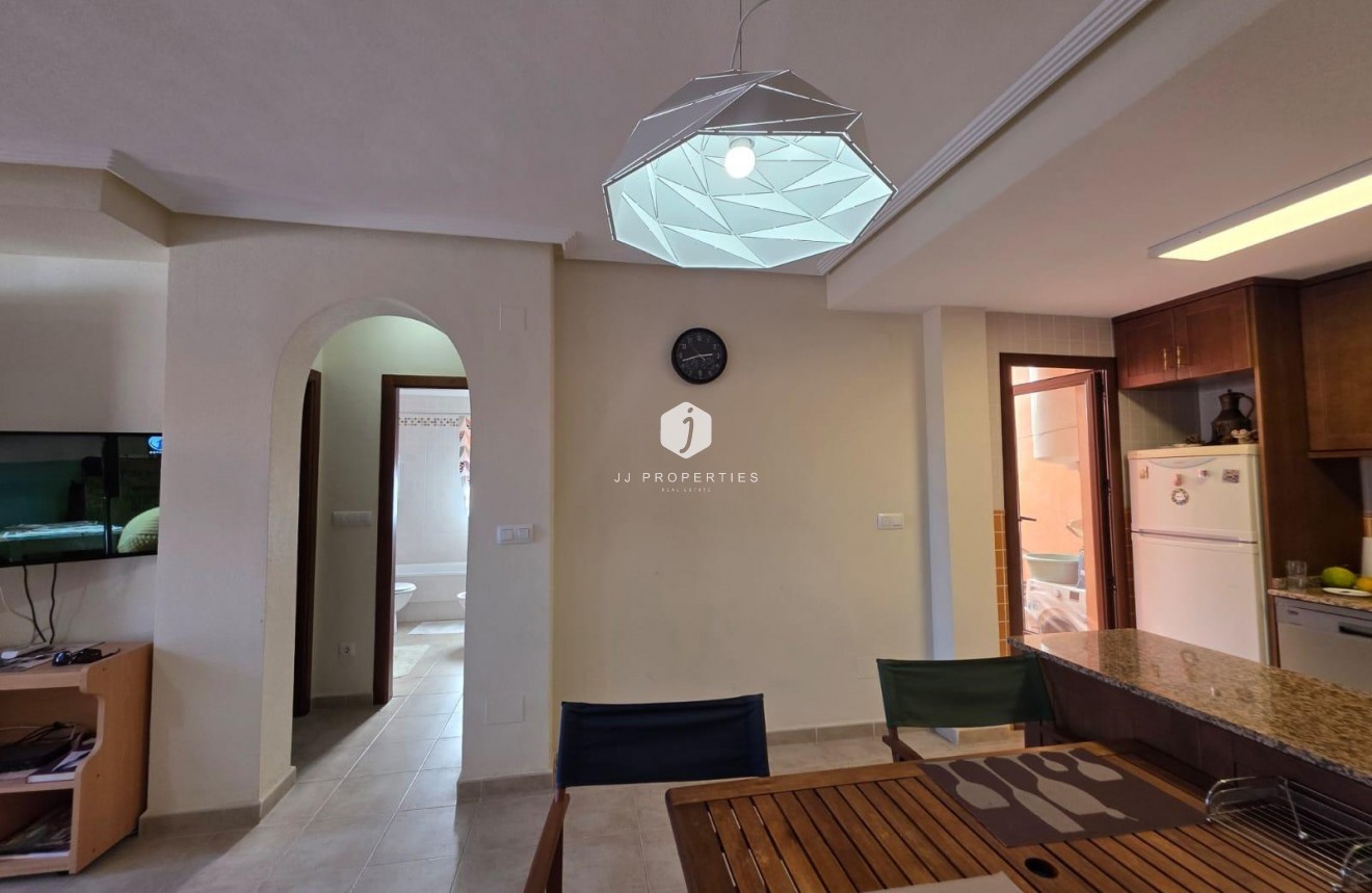 Aus zweiter Hand - Bungalow -
Torrevieja - Zona Los Frutales