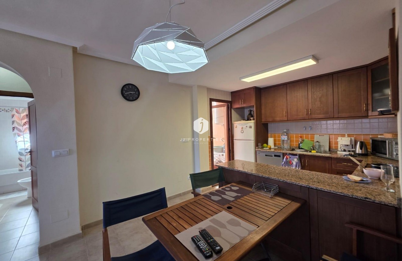 Aus zweiter Hand - Bungalow -
Torrevieja - Zona Los Frutales