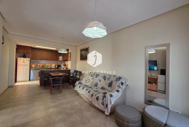 Aus zweiter Hand - Bungalow -
Torrevieja - Zona Los Frutales