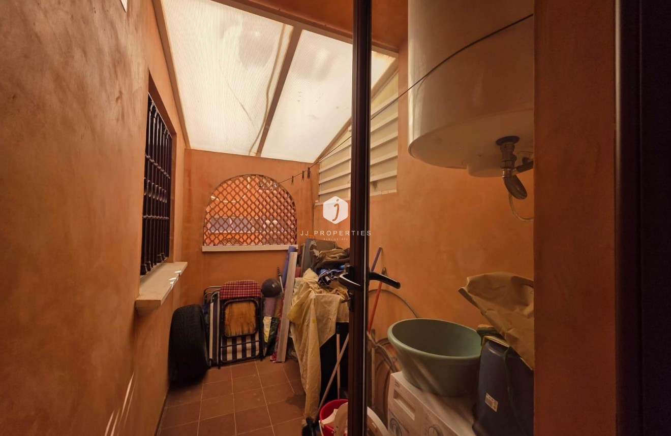 Aus zweiter Hand - Bungalow -
Torrevieja - Zona Los Frutales