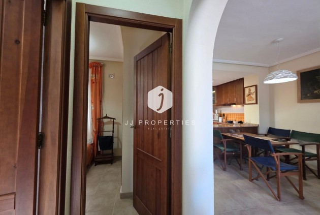 Aus zweiter Hand - Bungalow -
Torrevieja - Zona Los Frutales