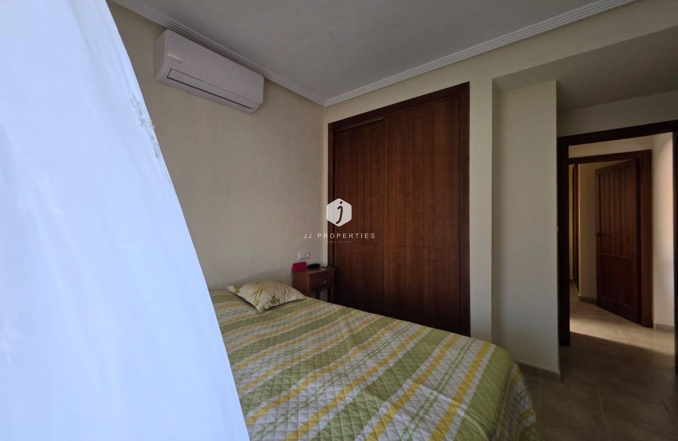 Aus zweiter Hand - Bungalow -
Torrevieja - Zona Los Frutales