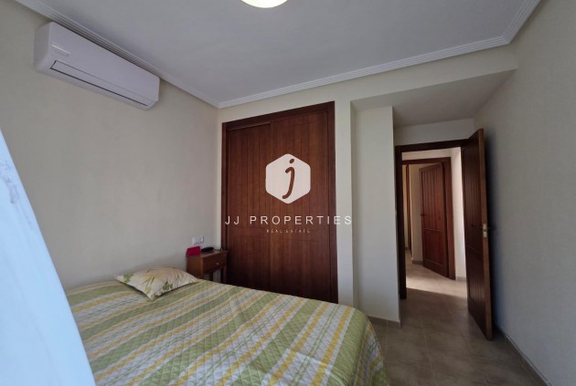 Aus zweiter Hand - Bungalow -
Torrevieja - Zona Los Frutales