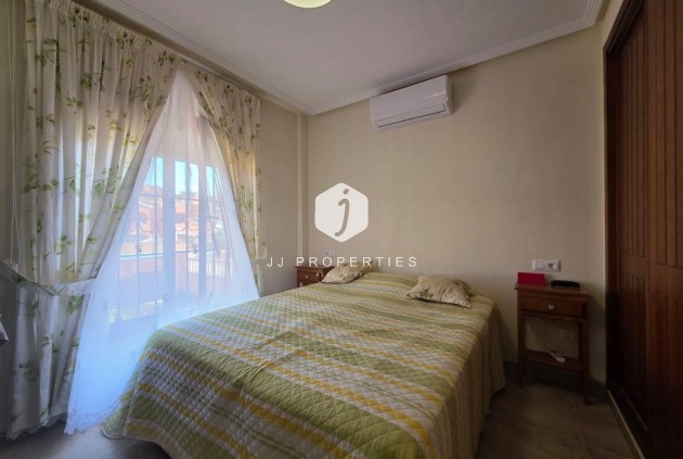 Aus zweiter Hand - Bungalow -
Torrevieja - Zona Los Frutales