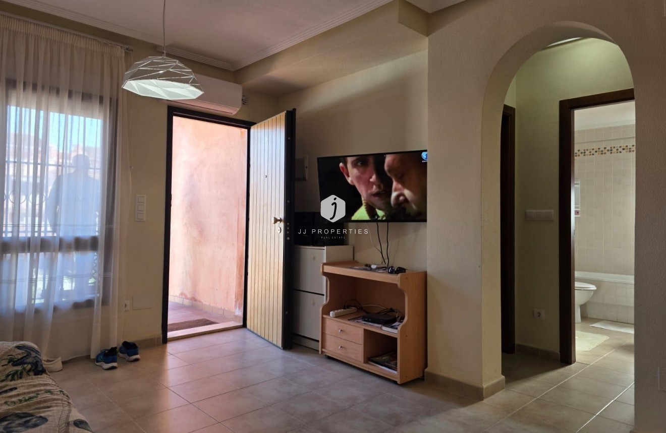 Aus zweiter Hand - Bungalow -
Torrevieja - Zona Los Frutales