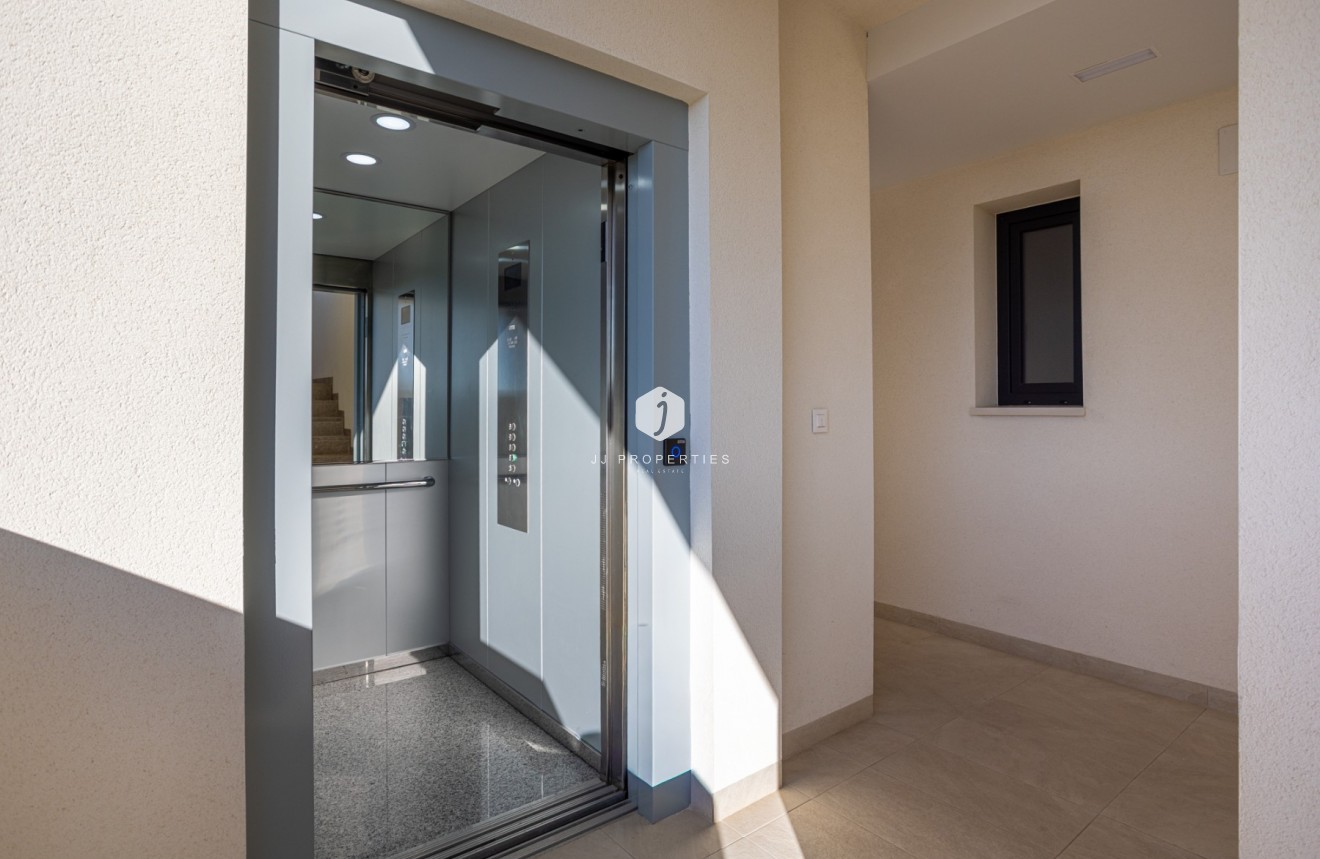 Aus zweiter Hand - Wohnung -
Orihuela Costa - Costa Blanca