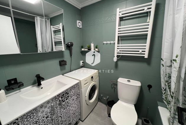 Resale - Bungalow -
Torrevieja - Costa Blanca