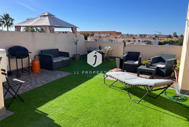 Resale - Bungalow -
Torrevieja - Costa Blanca