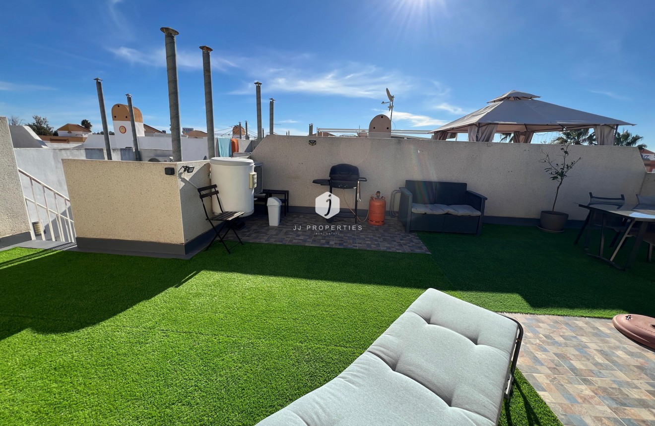 Resale - Bungalow -
Torrevieja - Costa Blanca